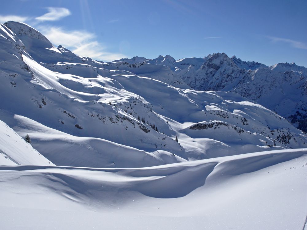 Unberührter Schnee am Nebelhorn
