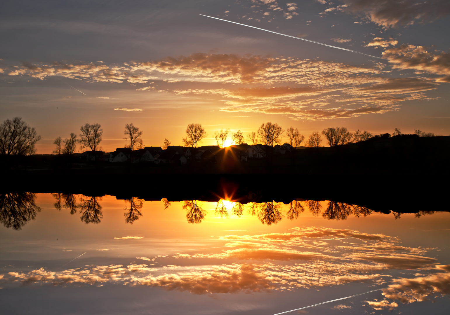 Und Abends ruht der See