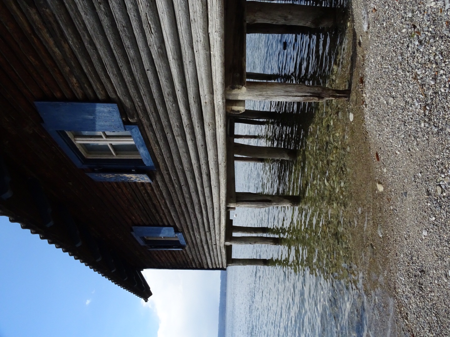 Und am Ende der Straße steht ein Haus am See.