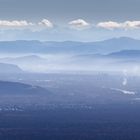 … und am Horizont erkennt man noch die Alpen...