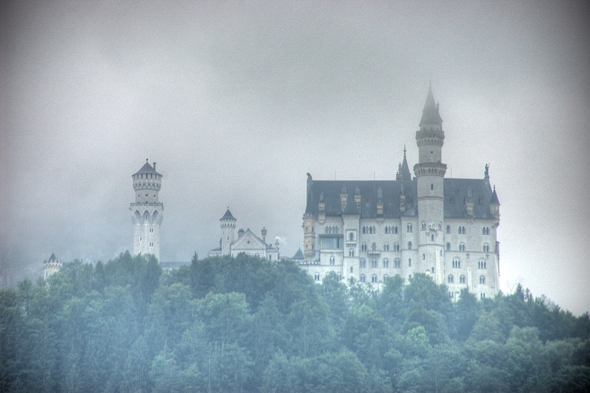 Und aus den Nebeln steiget wunderbar ... Schloss Neuschwanstein