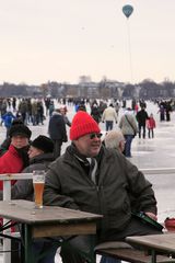 - und bei einem Täschen Bier steigt er gleich nochmal so hoch -