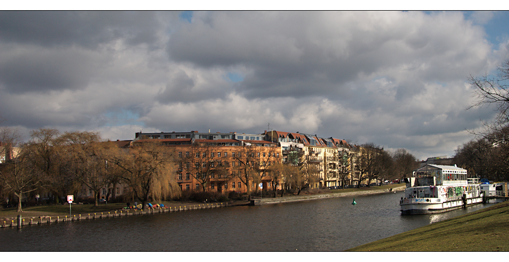 und berlin sieht mich bald wieder (1) ...