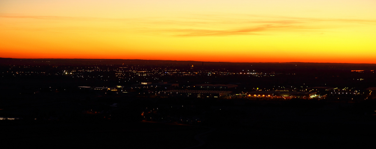 Und der Himmel glüht