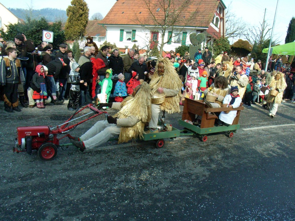 . . . und die Straße gehört uns . . .