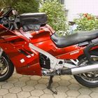 Und diese meine zum Fahren.....Suzuki GSX 1100F