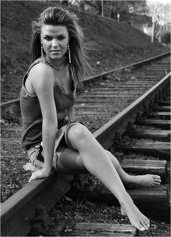 https://img.fotocommunity.com/und-diesmal-auf-gleis-2-ce29809c-e348-4f53-8d3c-27e2f35faed2.jpg?height=1080
