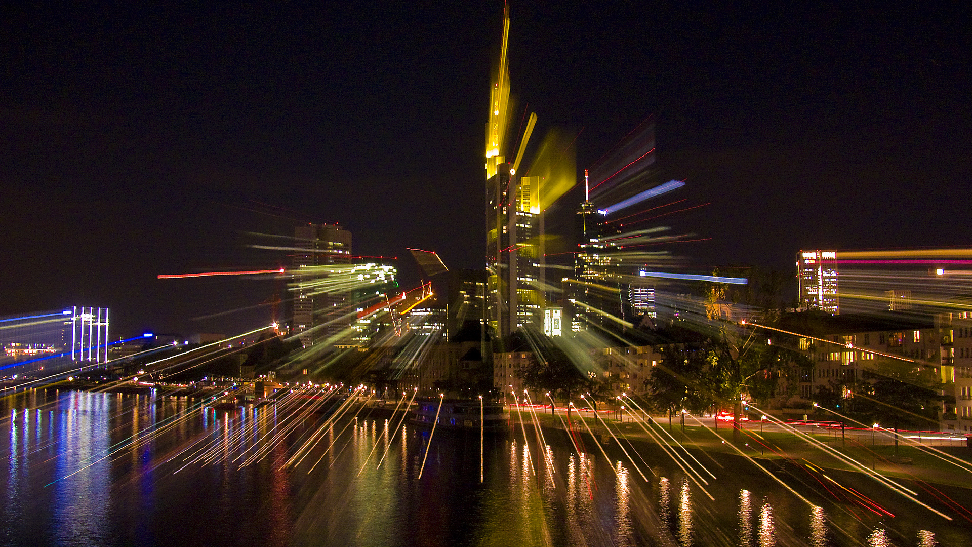 ...und es hat Zoom gemacht  (FFM by night)