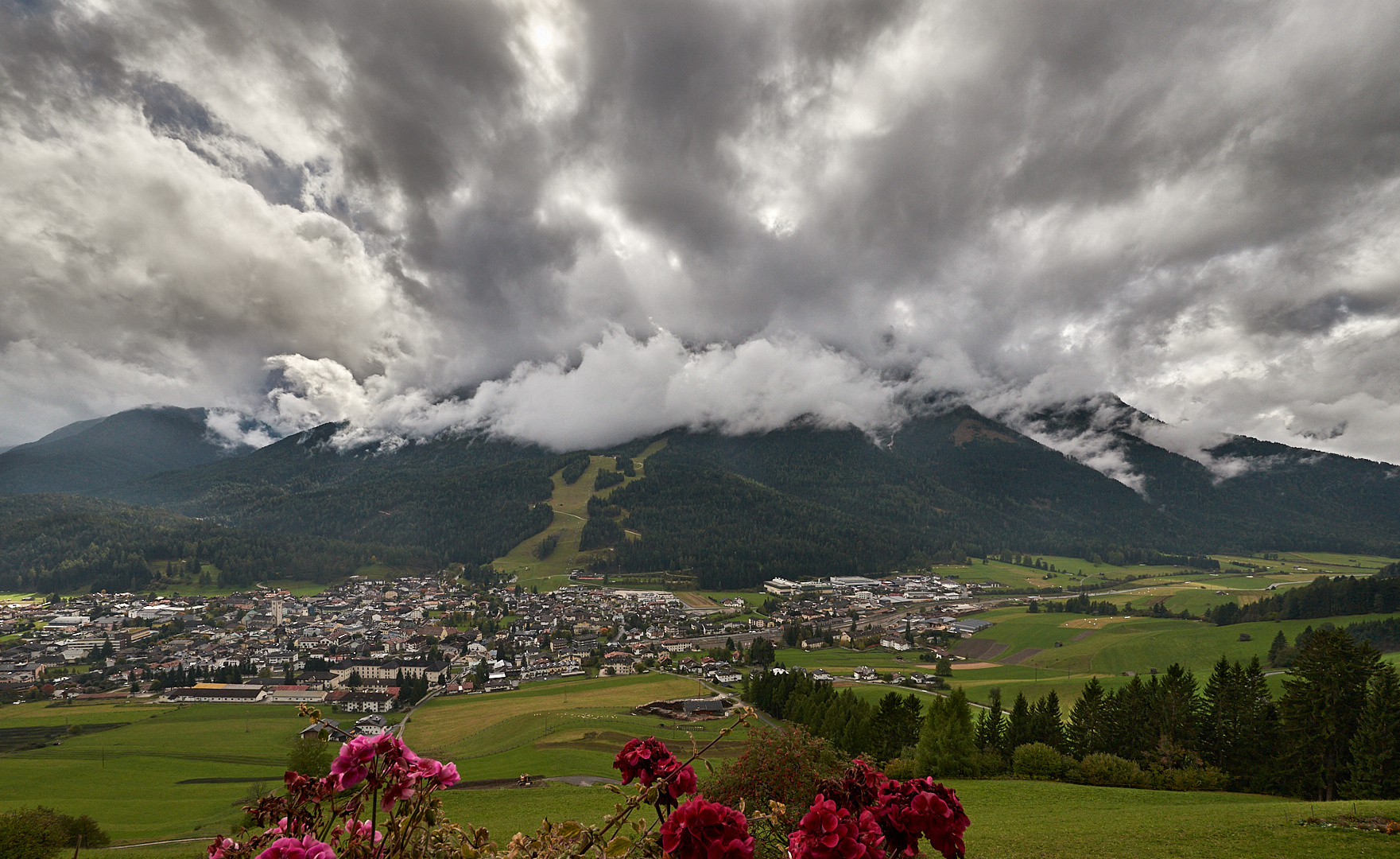 Und es hat Zoom, gemacht, wie ein Magnet hat der Haunold, (2966 m) hoch die... 