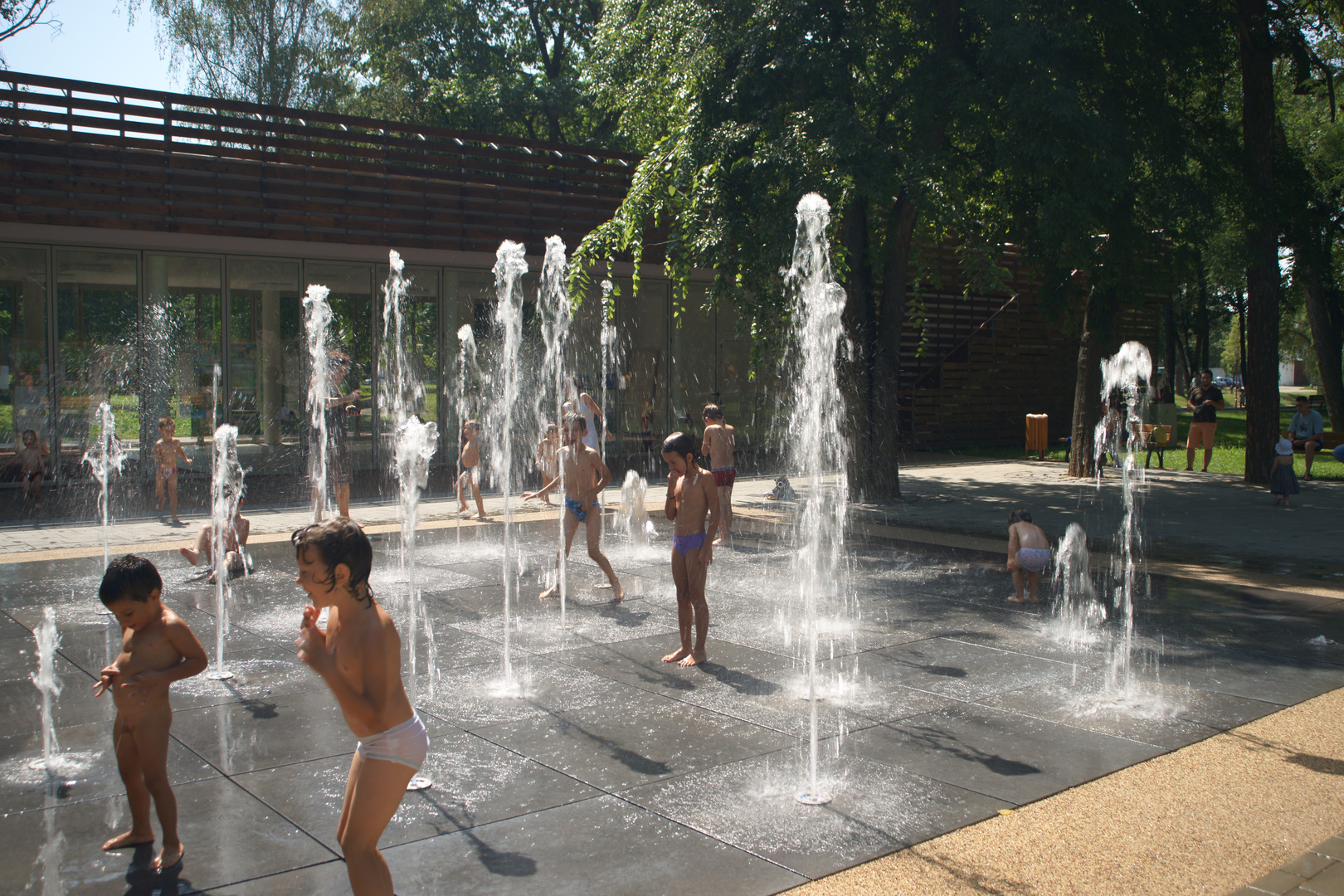 Und es war Sommer. . . in Park der Kinder Timisoara