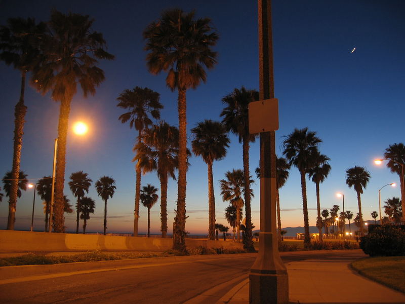 ...und es wird Nacht in Venice Beach