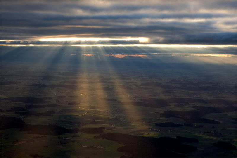 und Gott sprach: "es werde Licht"