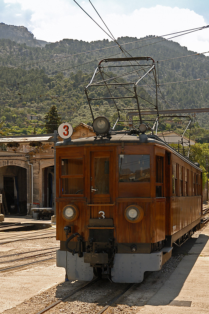 und hab ich keine Spielzeugeisenbahn....