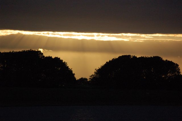 ...und ich sah den Himmel offen! Teil I