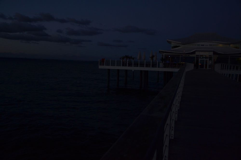 Und jetzt rein ins Teehaus in der Ostsee...