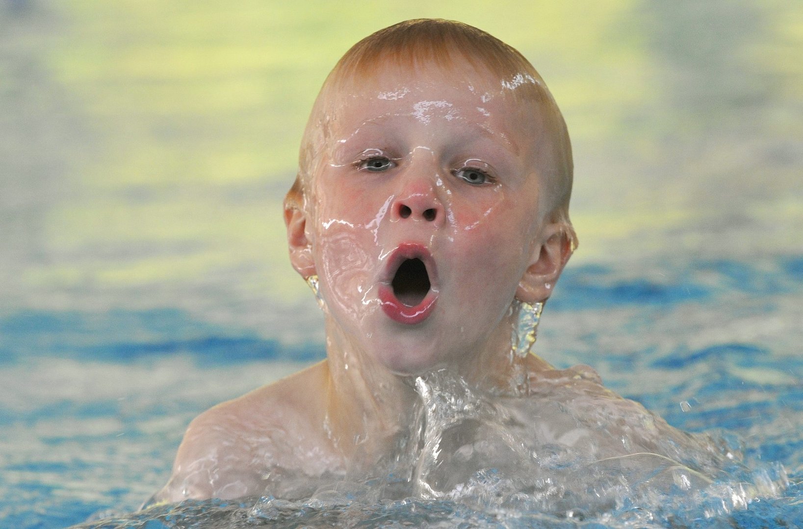 Ständiges Gähnen Und Verlangen Luft Holen Autoimmune und Luft holen! Foto & Bild | sport, wassersport, im unter-wasser