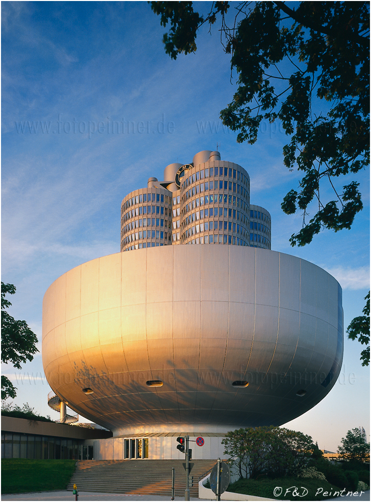 Und noch ein Bild vom BMW Museum