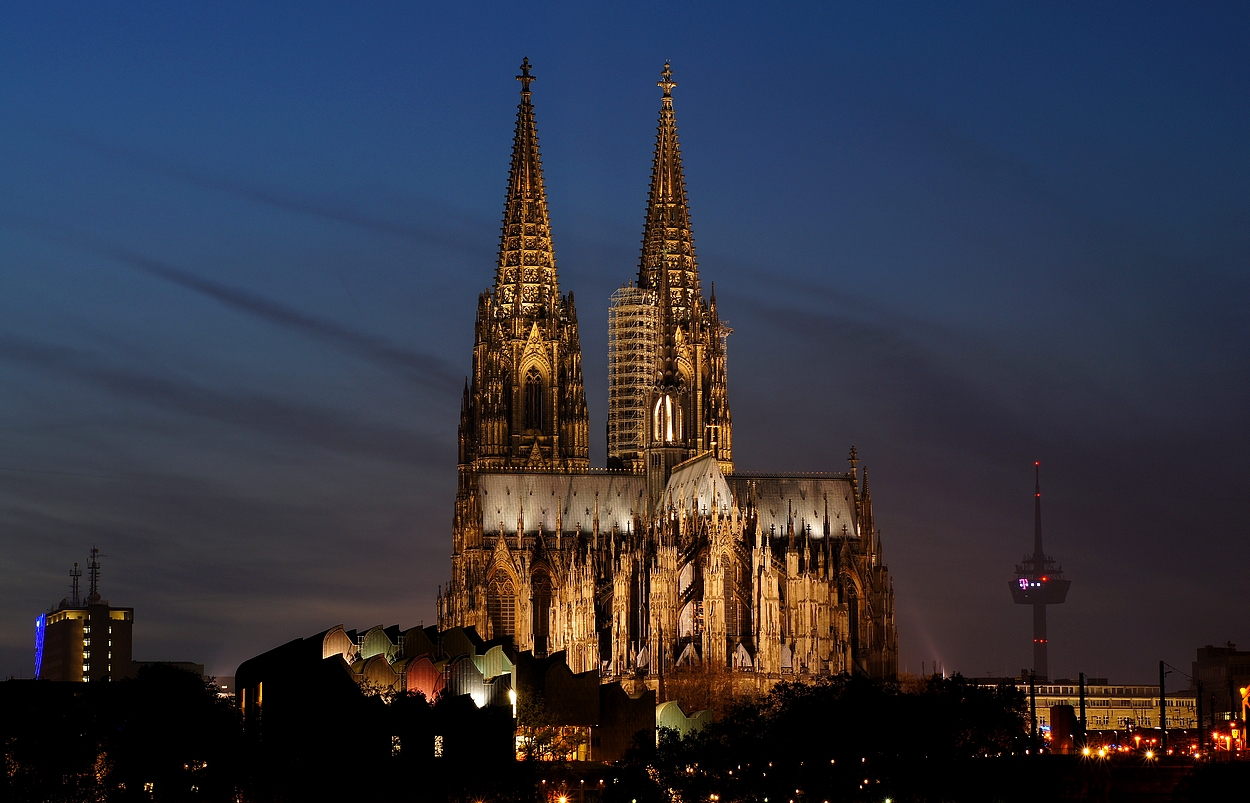 ...und noch ein Mal der hohe Dom zu Köln...