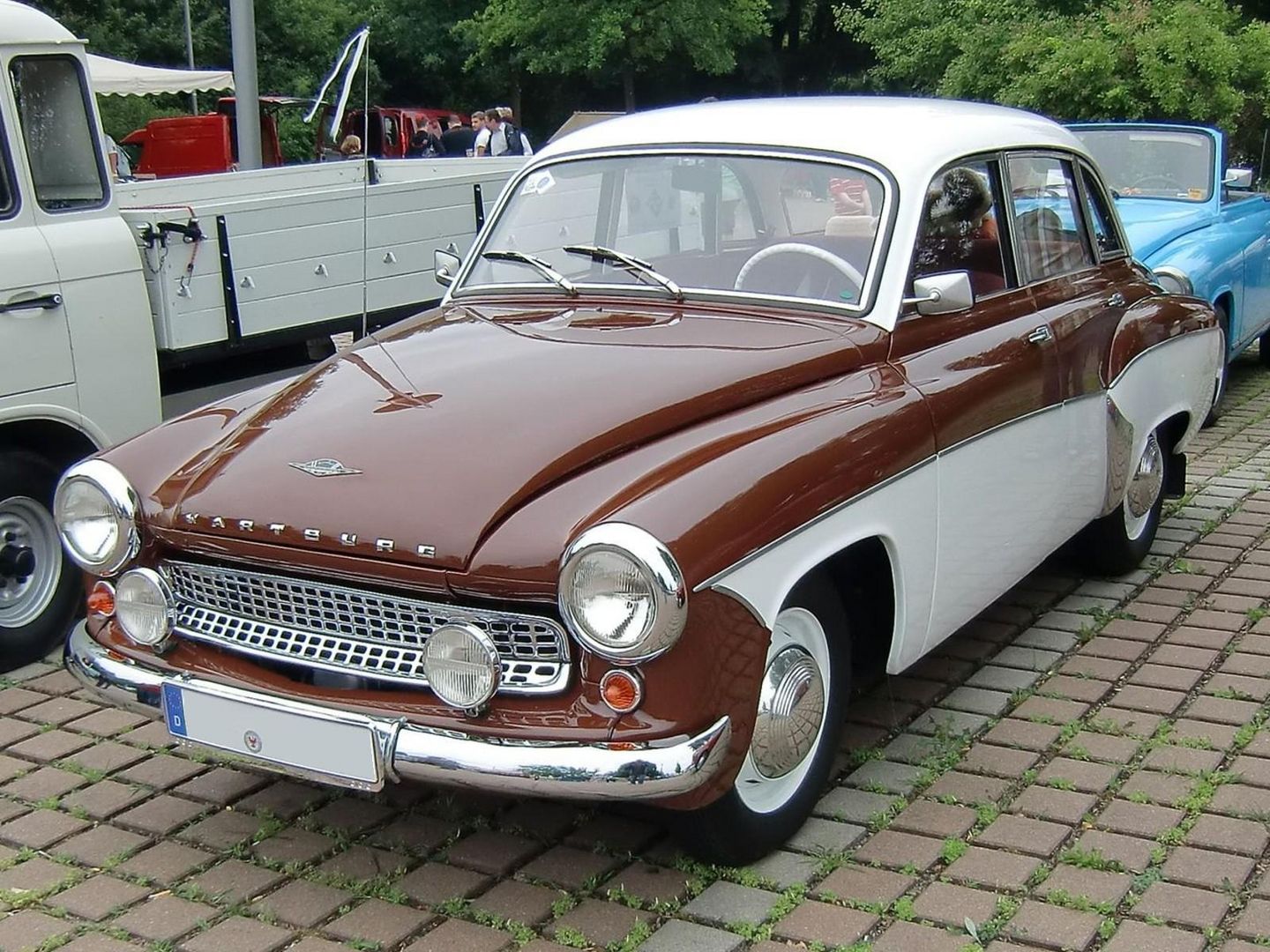 und noch ein Stück DDR-Geschichte - Wartburg 311 Limousine