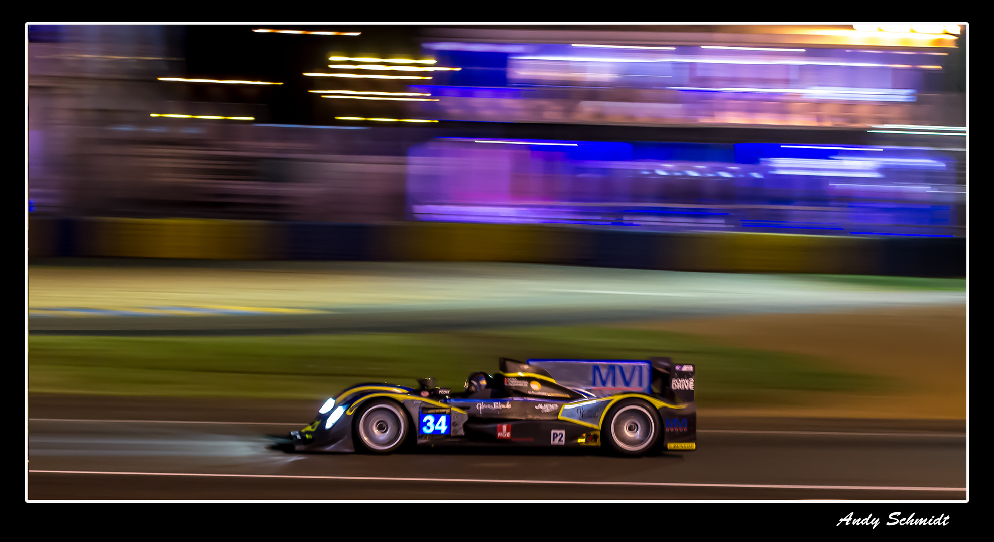 und noch mal bei Nacht Le Mans 2013