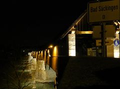und noch 'ne völkervereinende autofreie Brücke über den Rhein