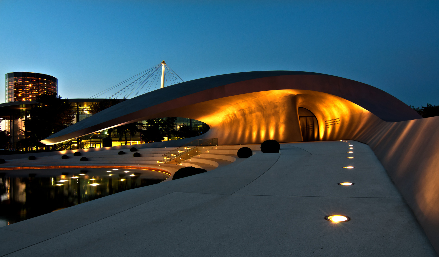 Und nochmal ... Porsche-Pavillon