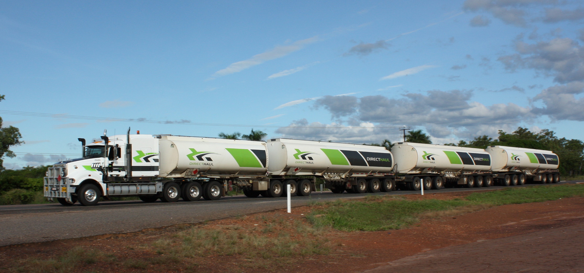 Und nochmals, Road Train