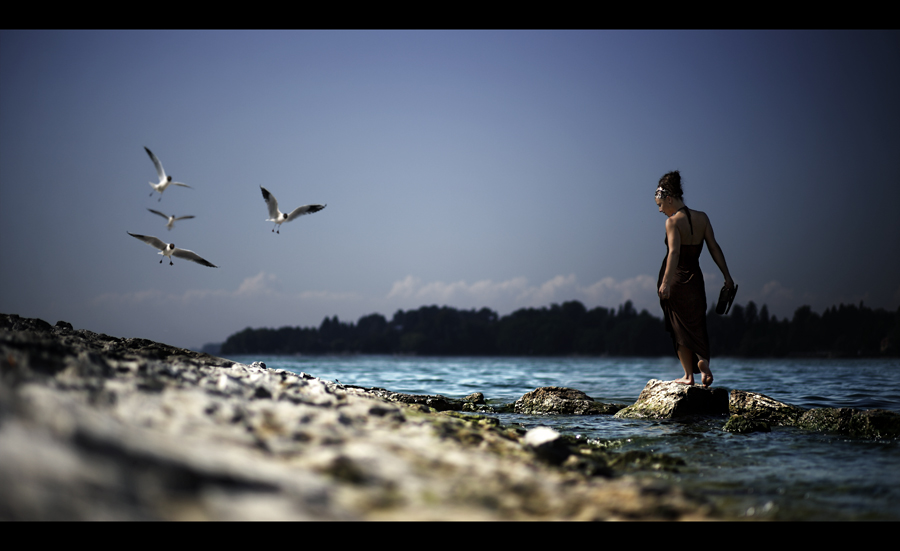 Und wie jedesmal kennt nur das fließende Wasser den einen Weg, der es so einfach macht.