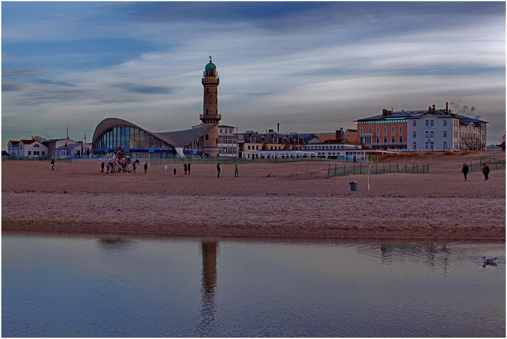 - ... und wieder einmal Warnemünde ... -