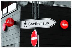 und wo ist das Goethehaus ?