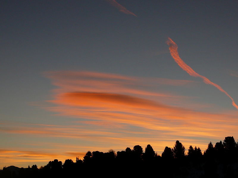 ...und Wolken sind auch nicht weiß sondern auch orange