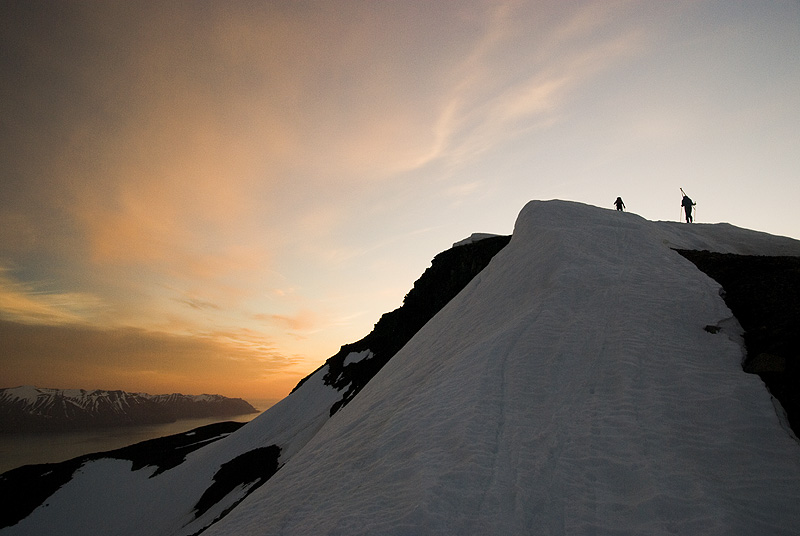 Under Kaldbakkur