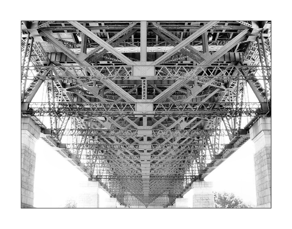 Under The Bridge (BW Reload)