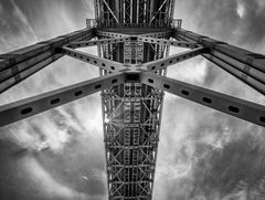 Under the bridge of Ponte 25 de Abril