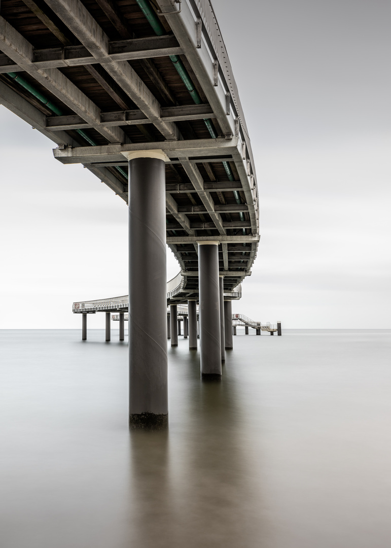 Under the Bridge - Seebrücke Koserow/ Usedom