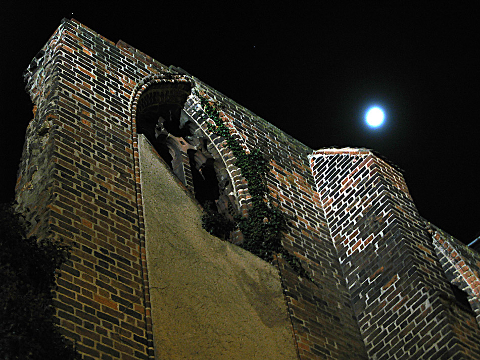 under the moon of...bautzen