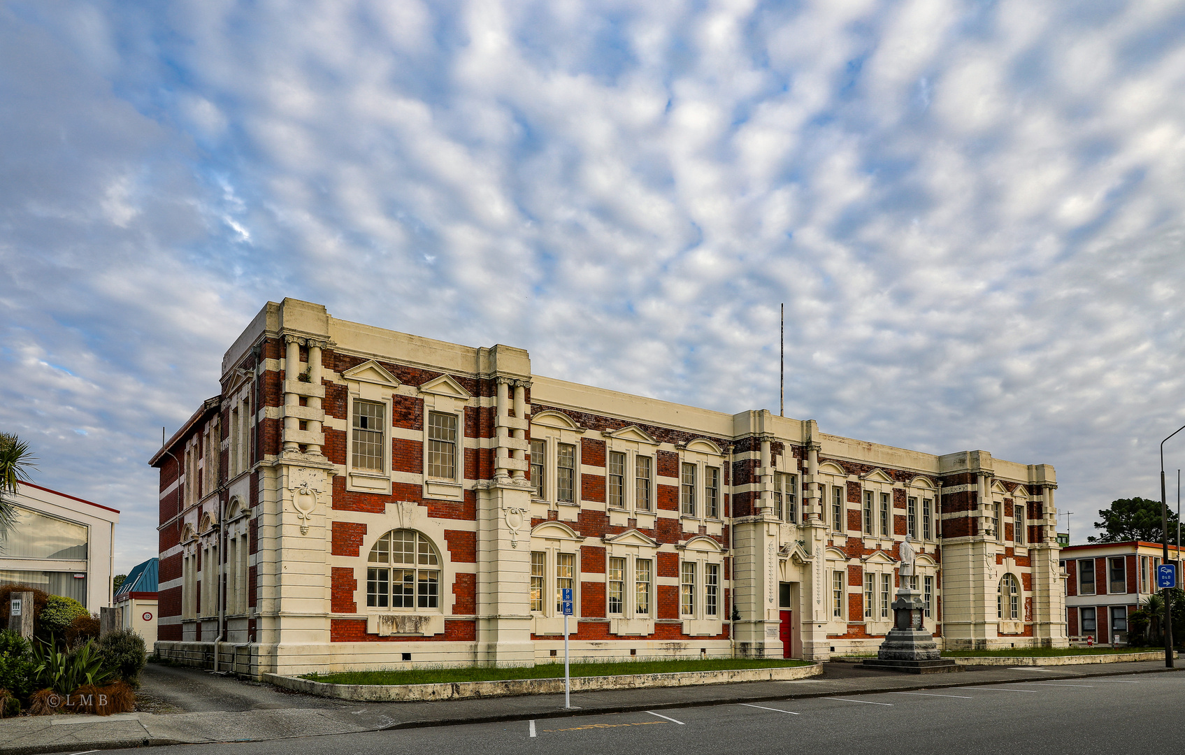 Under the Sky of Hokitika