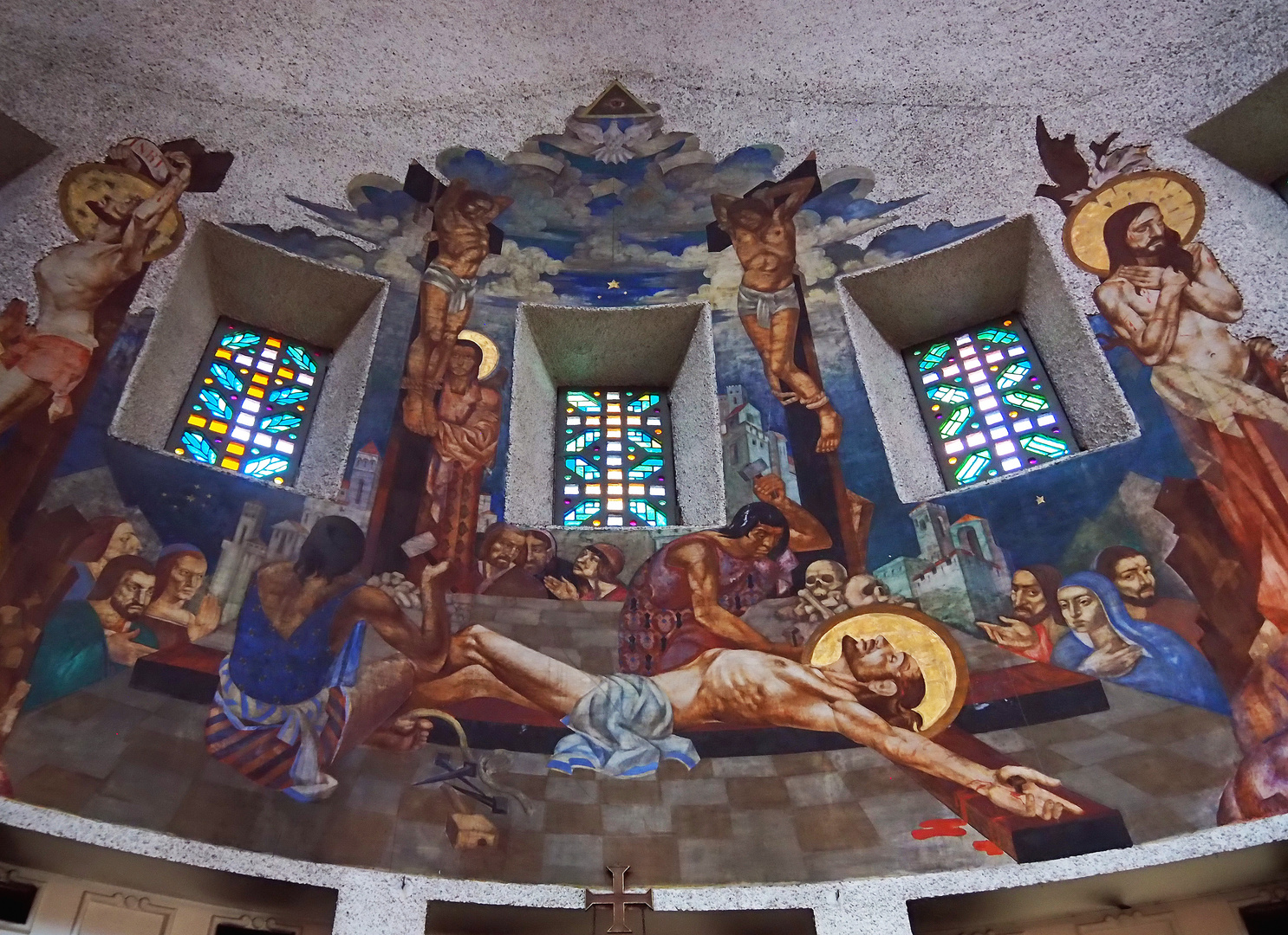 Une autre fresque de l‘Eglise Sainte-Jeanne d’Arc