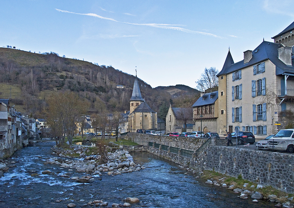 Une autre vue de la Neste du Louron -- Arreau, Hautes-Pyrénées --