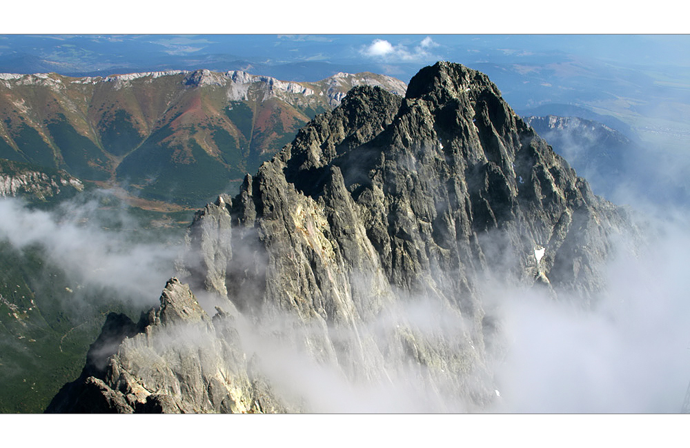 Une belle coulisse dans les montagnes