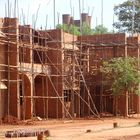 Une construction à Auroville