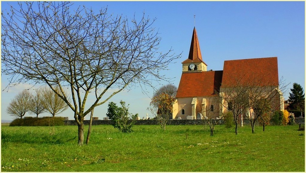 Une église de village en Bourgogne