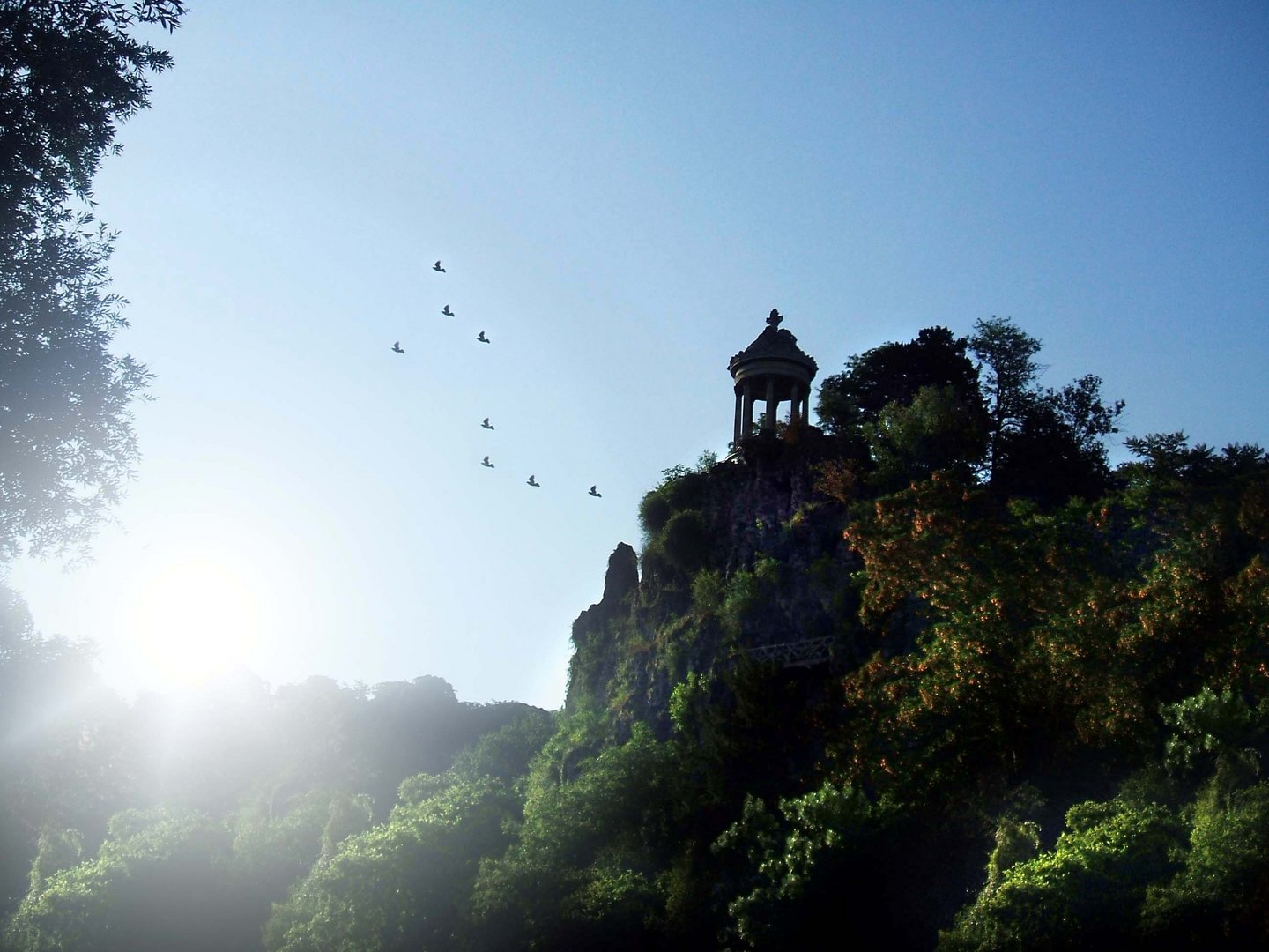 une envolèes aux buttes chaumont......