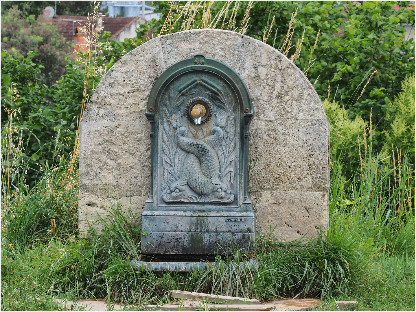 Une fontaine près du Pont-Canal d’Agen