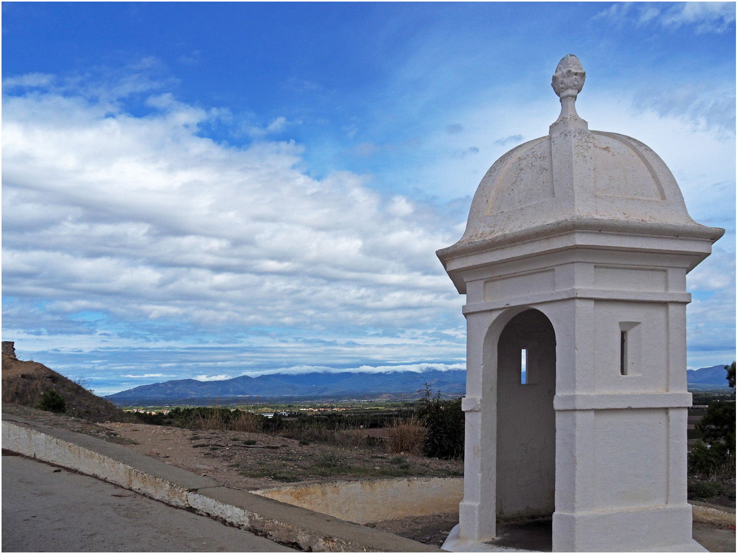 Une guérite du Château Sant Ferran  --  Figueras