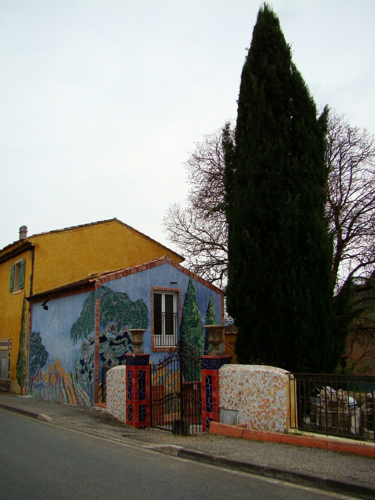 une jolie maison dans le Var