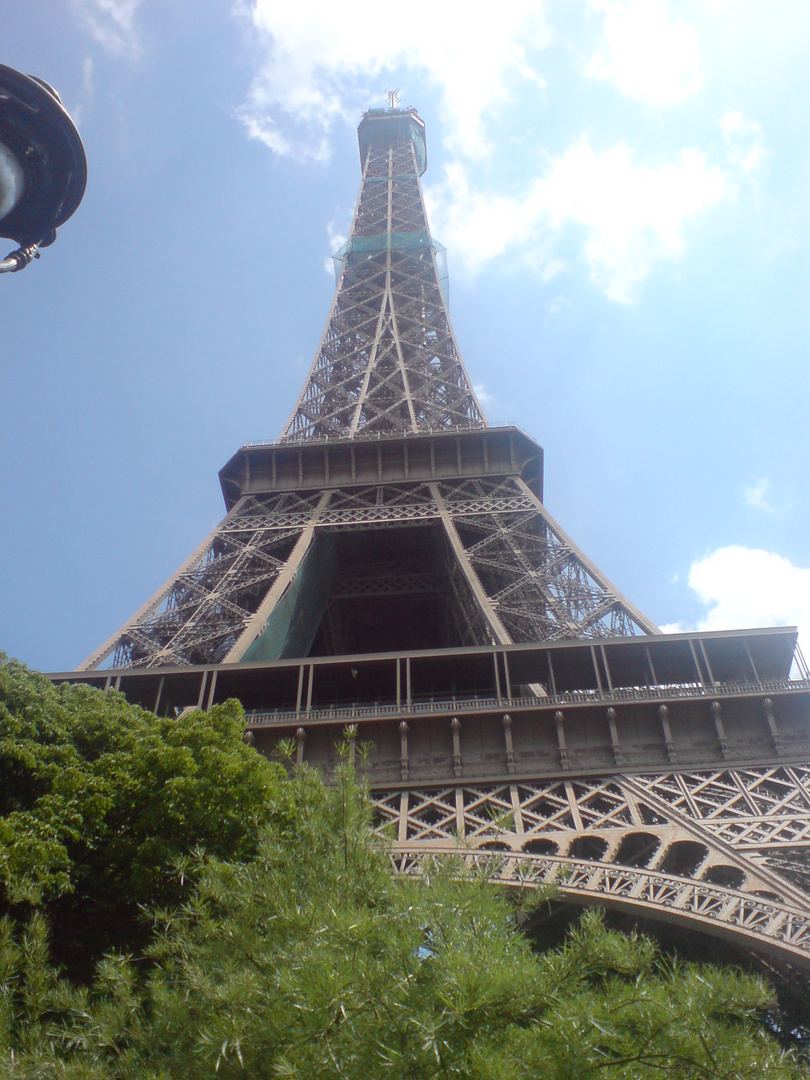 UNE JOURNEE A PARIS (mai 2009)