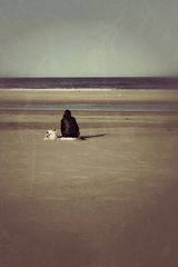 Une journée sur la plage d'hiver