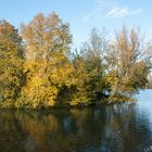 Une île entre le ciel et l'eau