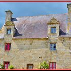 Une maison bretonne assez pittoresque à Bizieux, dans Le Morbihan